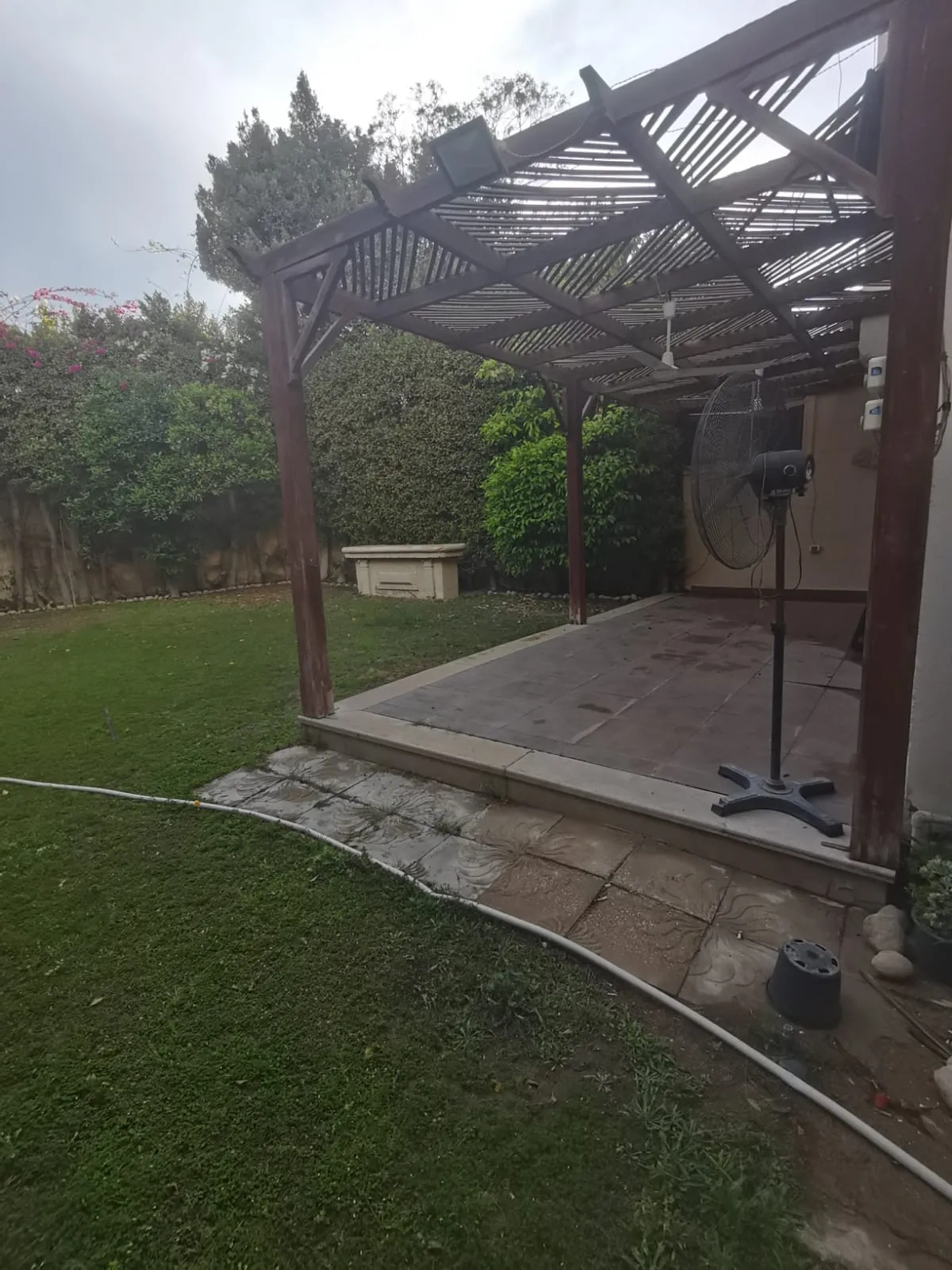 Twinhouse for sale in Hadayek el Mohandesin in El Sheikh Zayed of 235 m² with 4 bedrooms