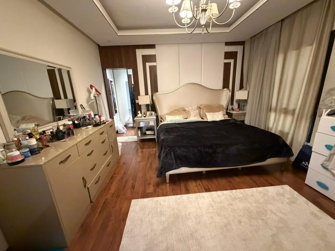  للبيع في ويست تاون ريزيدنس في  بمساحة 0 م² تتكون من 0 غرف