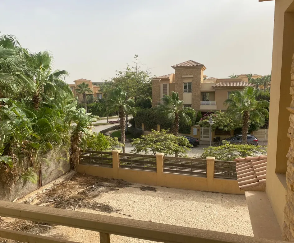 Twinhouse for sale in Jeera in El Sheikh Zayed of 305 m² with 4 bedrooms