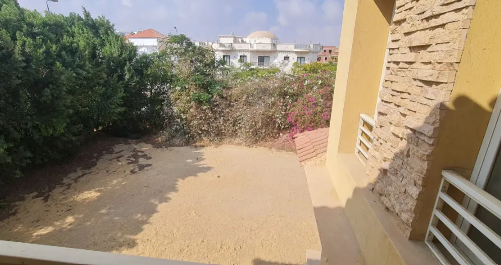 Twinhouse for sale in Jeera in El Sheikh Zayed of 305 m² with 4 bedrooms