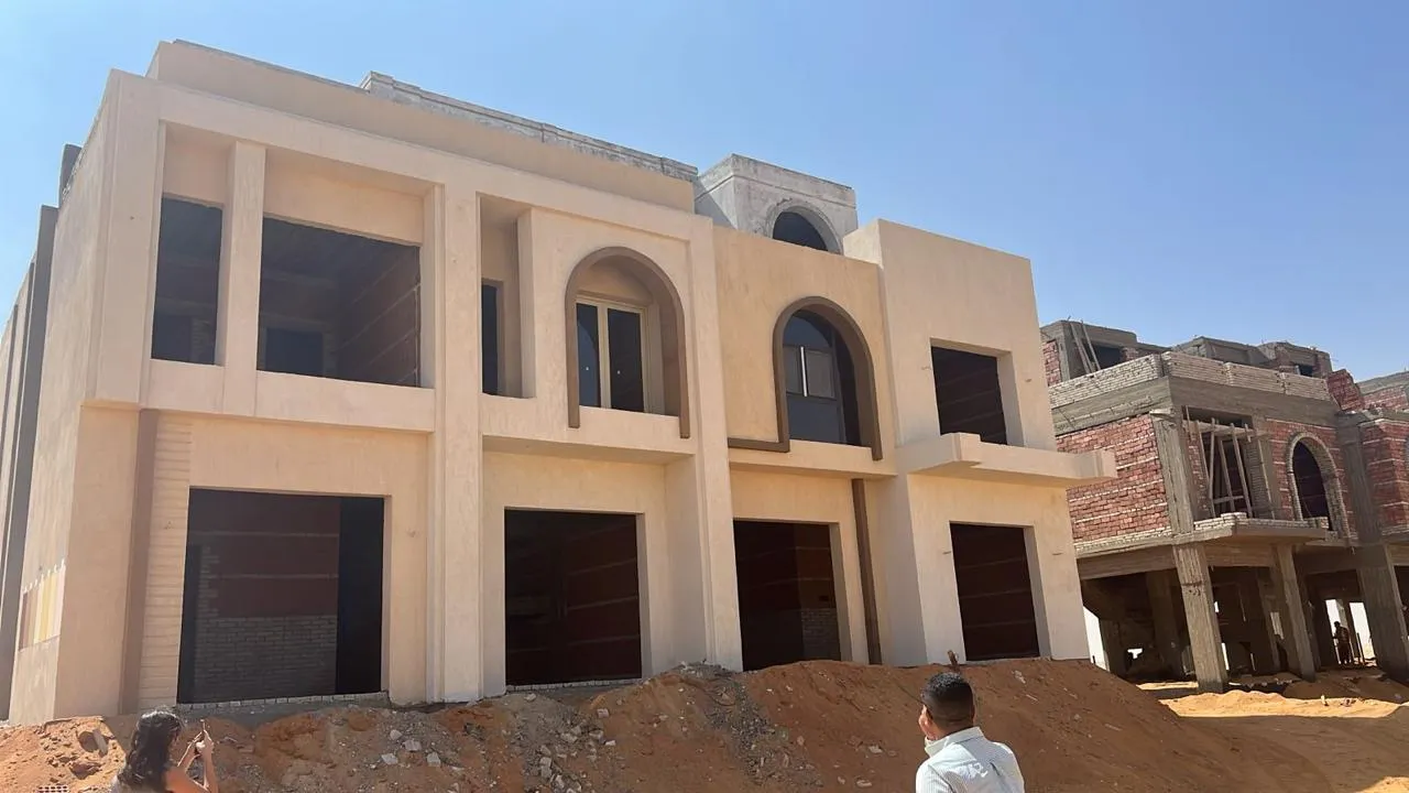 Townhouse for sale in Ever New Cairo in 6th settlement of 226 m² with 3 bedrooms