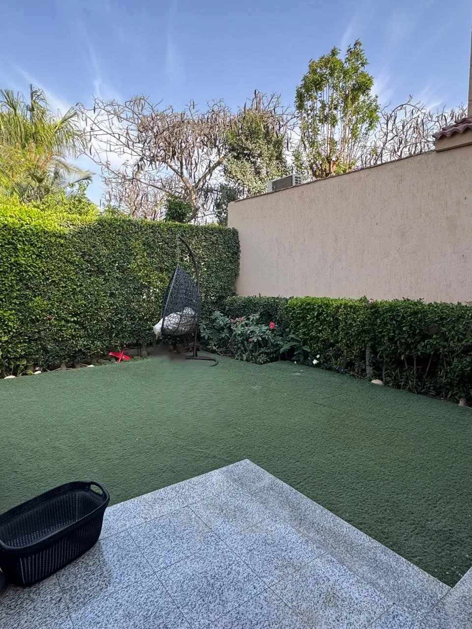 Townhouse for sale in Mena Garden City in 6th of October City of 275 m² with 4 bedrooms