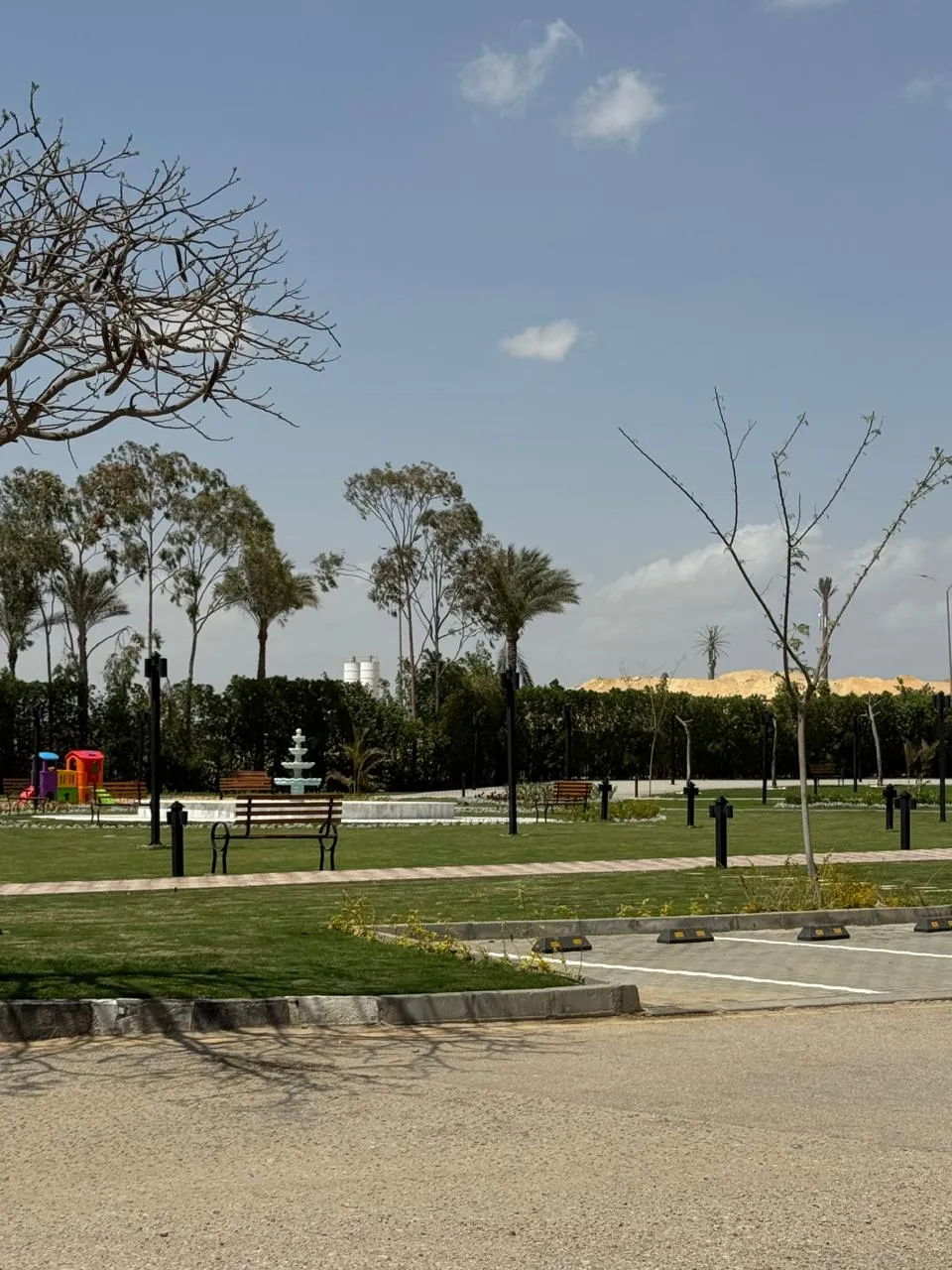 Townhouse for sale in Mena Garden City in 6th of October City of 275 m² with 4 bedrooms