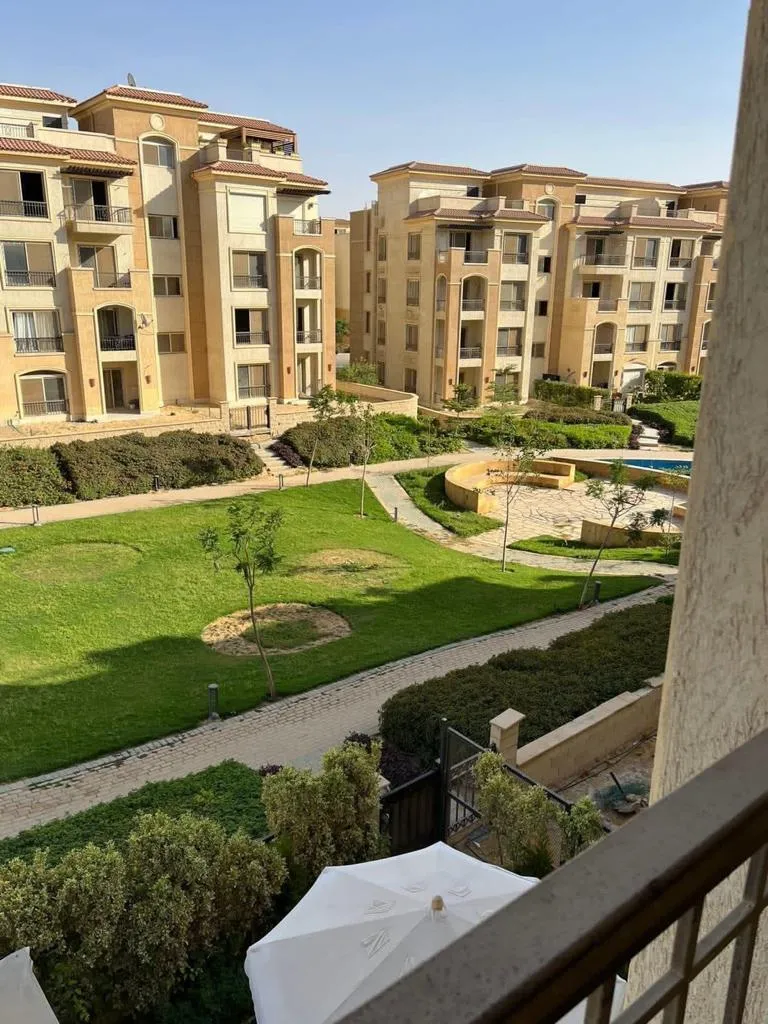 Penthouse for sale in Stone Residence in New Cairo of 220 m² with 3 bedrooms