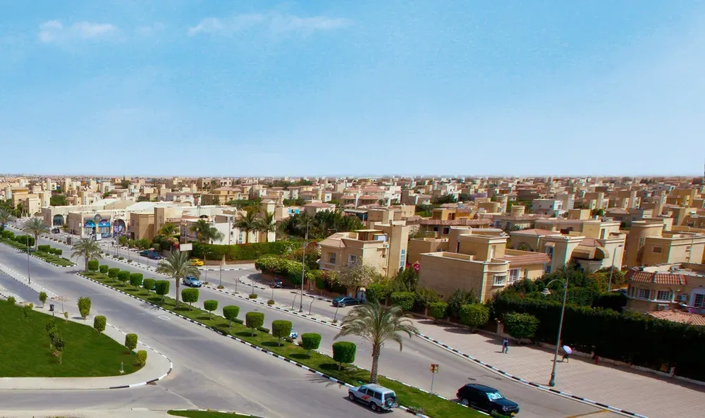 Twinhouse for sale in Beverly Hills in 6th of October City of 332 m² with 4 bedrooms