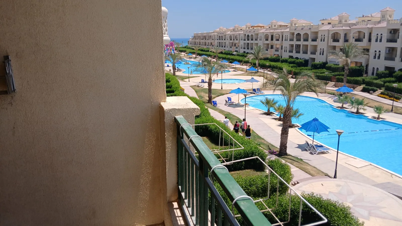  للبيع في لاسيرينا السخنة في  بمساحة 0 م² تتكون من 0 غرف