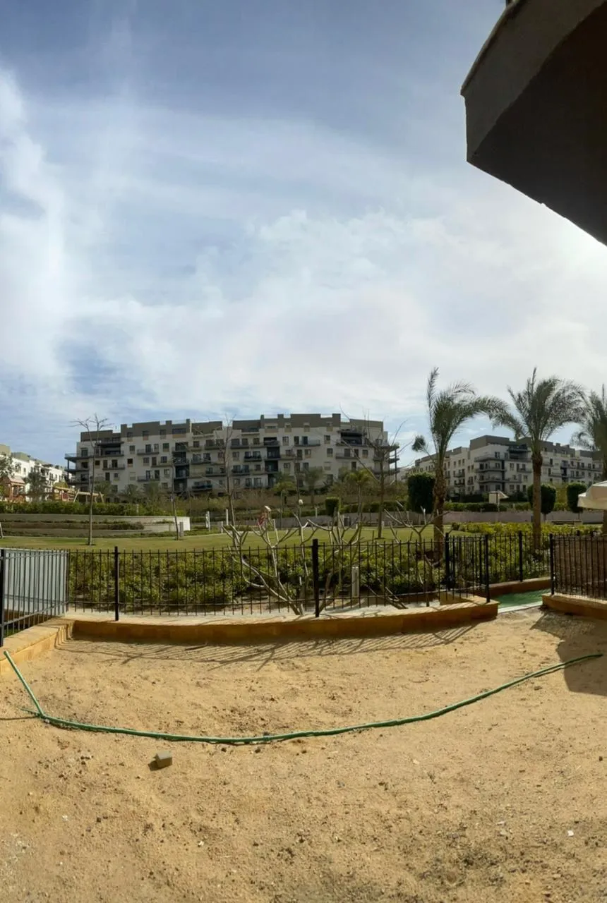Apartment for sale in Eastown Residence in New Cairo of 200 m² with 3 bedrooms