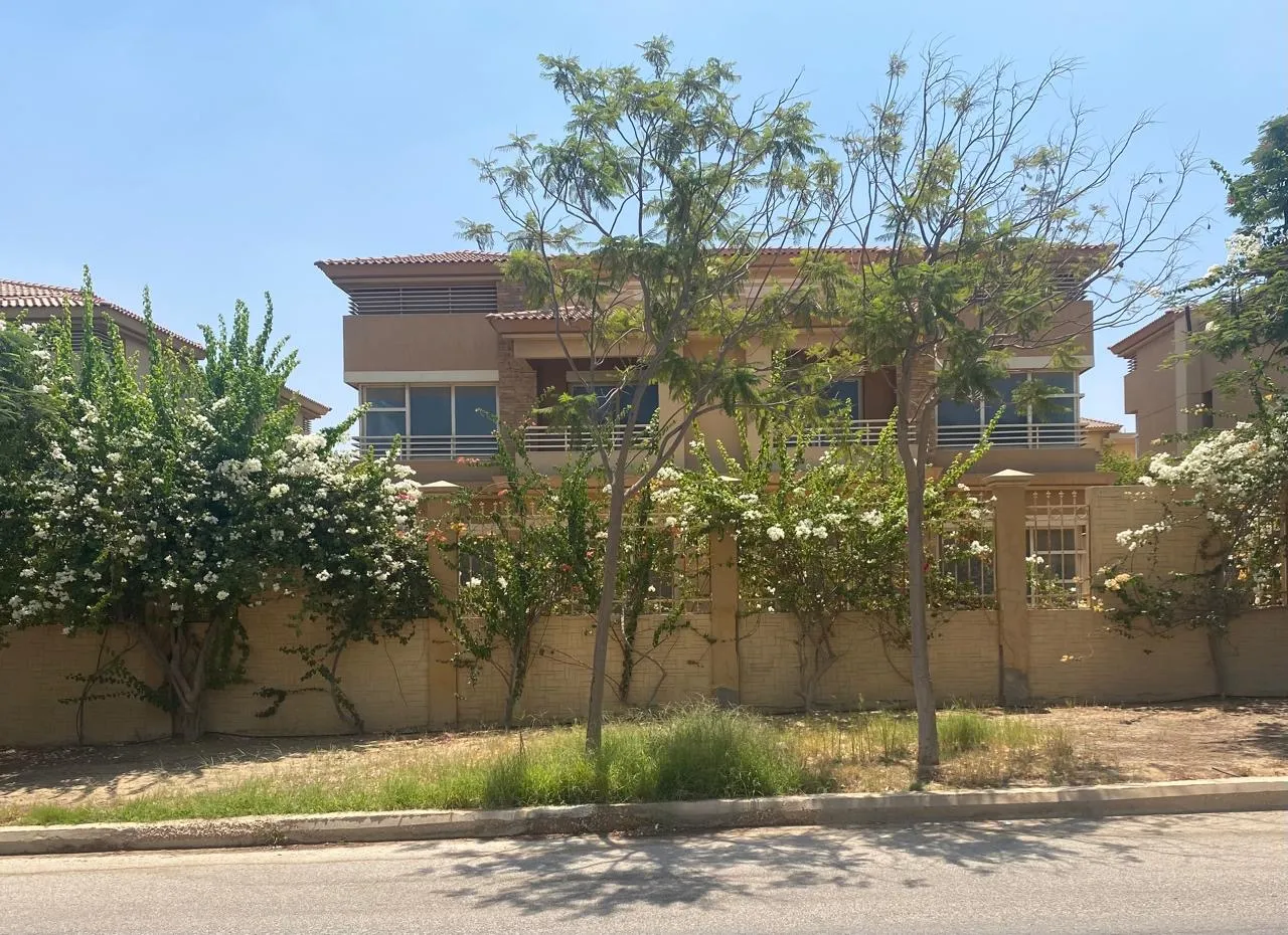 Twinhouse for sale in Jeera in El Sheikh Zayed of 300 m² with 4 bedrooms