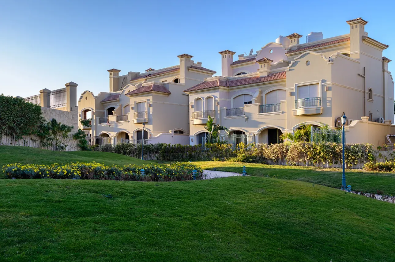 Twinhouse for sale in El Patio 6 October in 6th of October City of 207 m² with 4 bedrooms