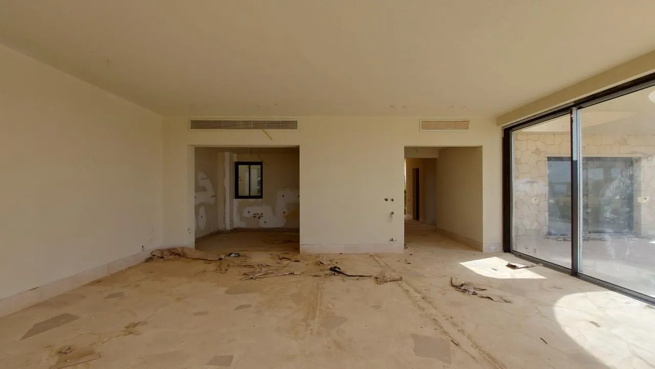 Twinhouse for sale in Ramla in Ras El Hekma of 273 m² with 4 bedrooms