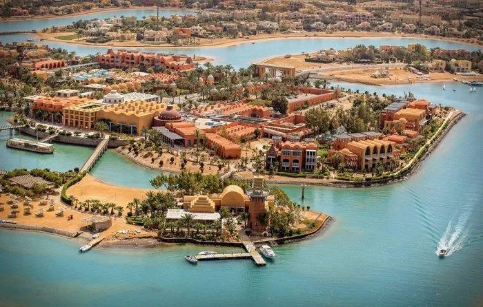 للبيع في داون تاون في بمساحة 0 م² تتكون من 0 غرف