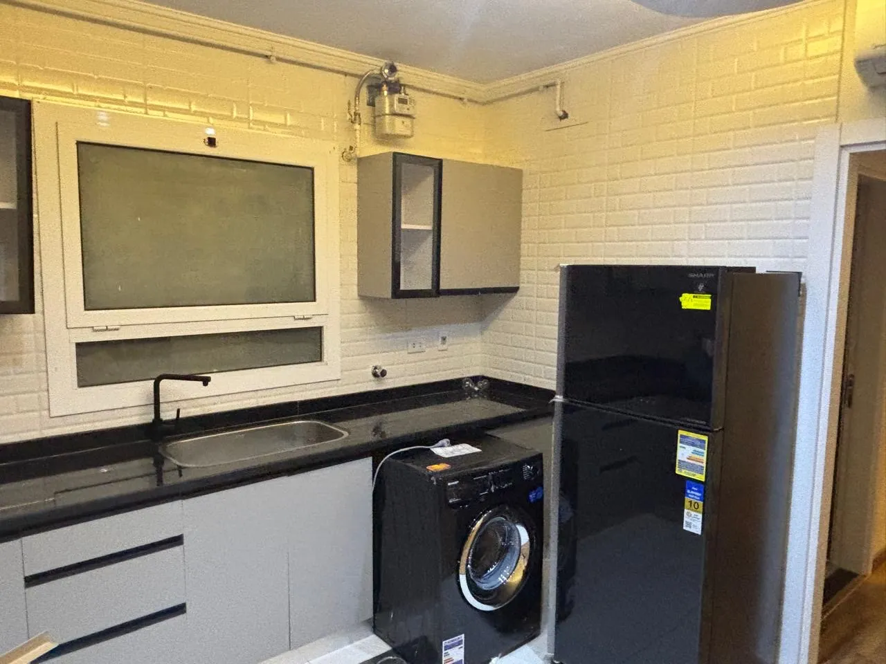 Studio for sale in Hyde Park in 6th settlement of 100 m² with 1 bedrooms