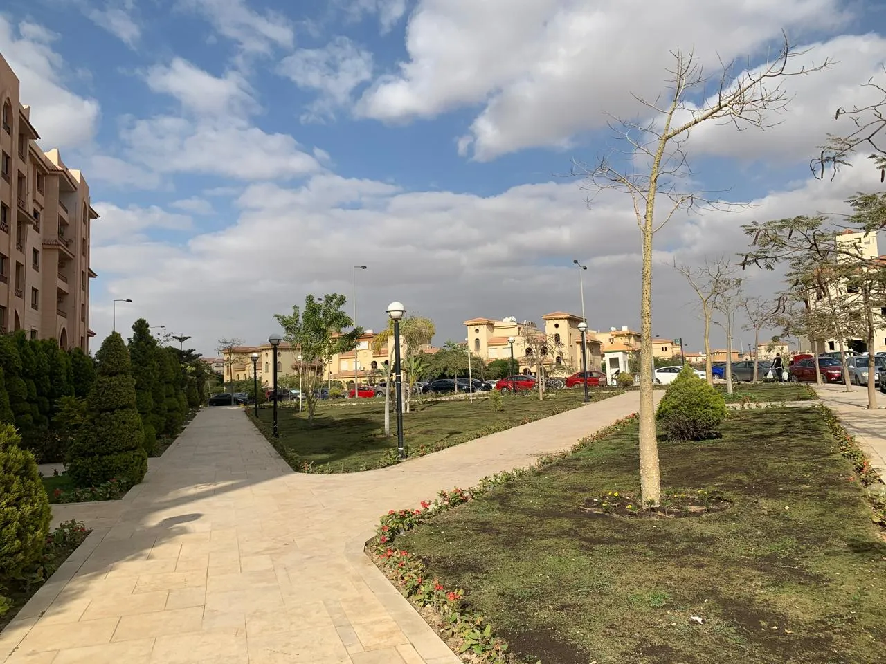 Apartment for sale in El Rehab in New Cairo of 131 m² with 3 bedrooms