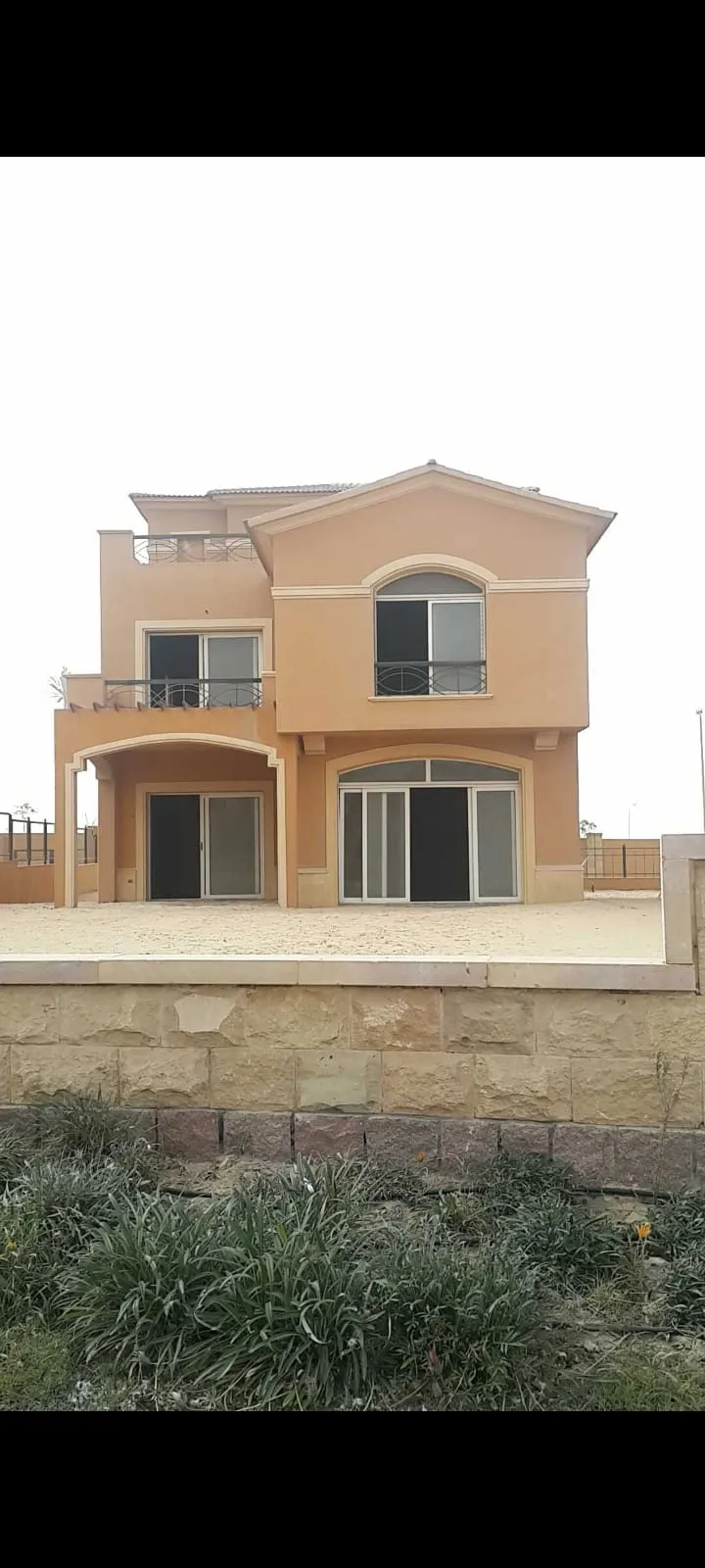 للبيع في ديار في بمساحة 0 م² تتكون من 0 غرف