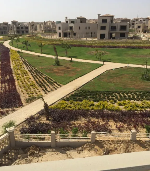 Villa for sale in Palm Hills Golf Extension in 6th of October City of 340 m² with 3 bedrooms