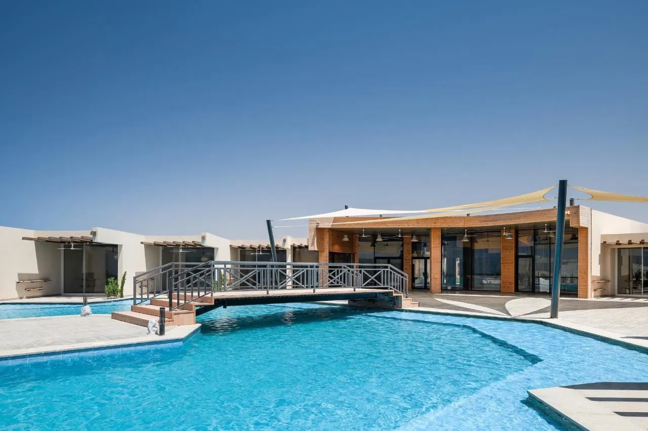 Chalet for sale in Direction White in Ras El Hekma of 105 m² with 2 bedrooms