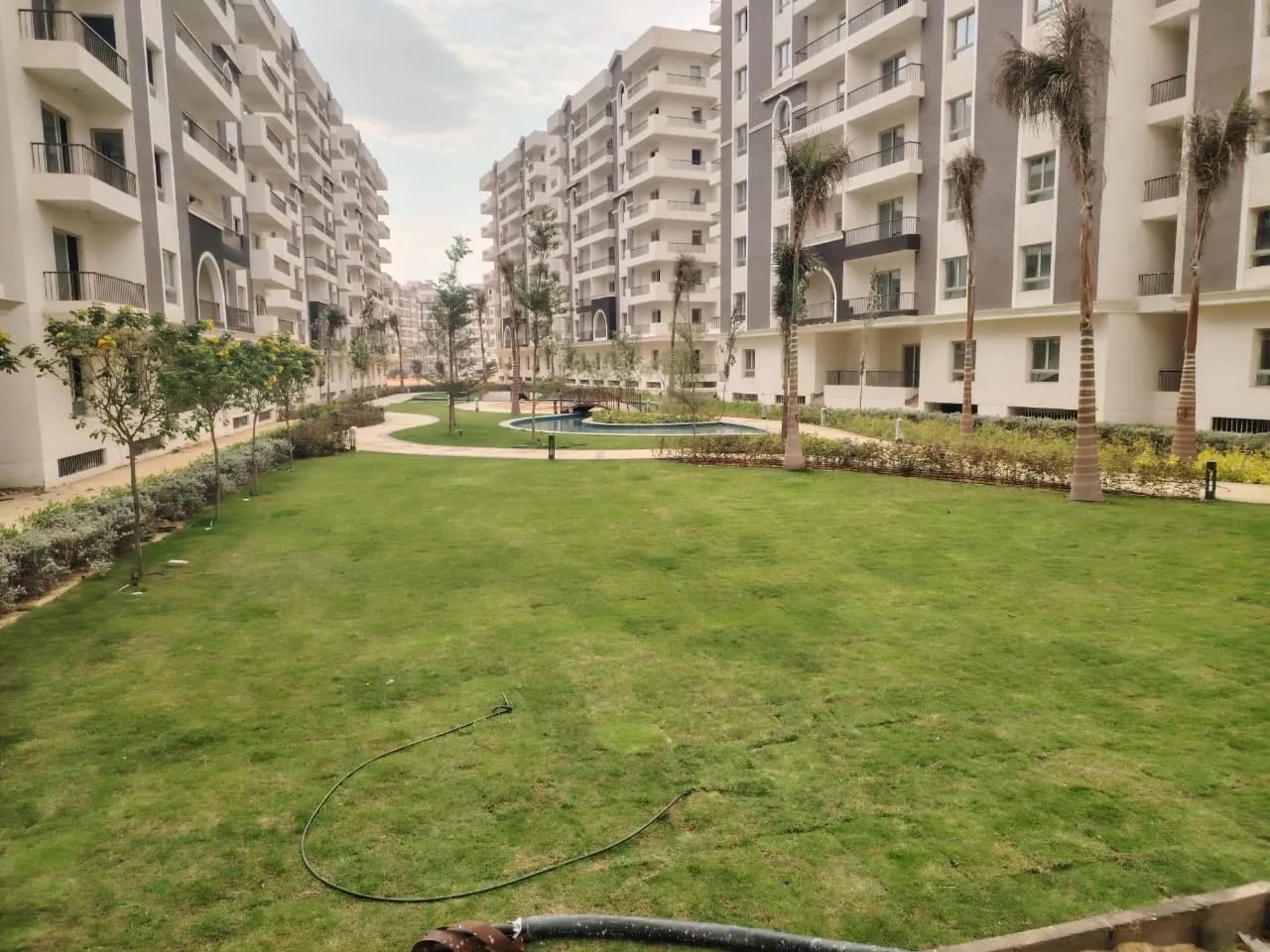 Apartment for sale in Catalan in New Capital City of 184 m² with 3 bedrooms