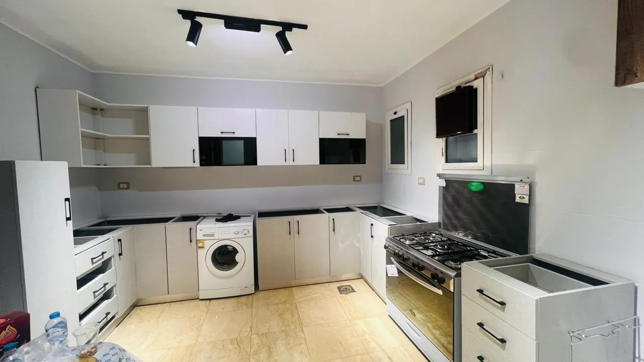  for sale in The Square in  of 0 m² with 0 bedrooms