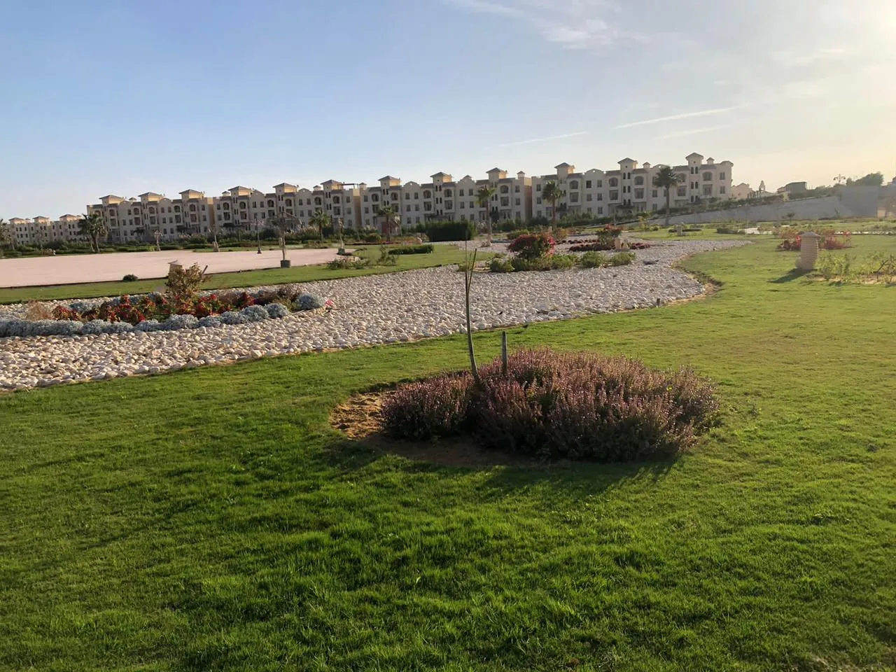 Chalet for sale in Cape Bay Blumar Lasirena in Ain Sokhna of 80 m² with 3 bedrooms