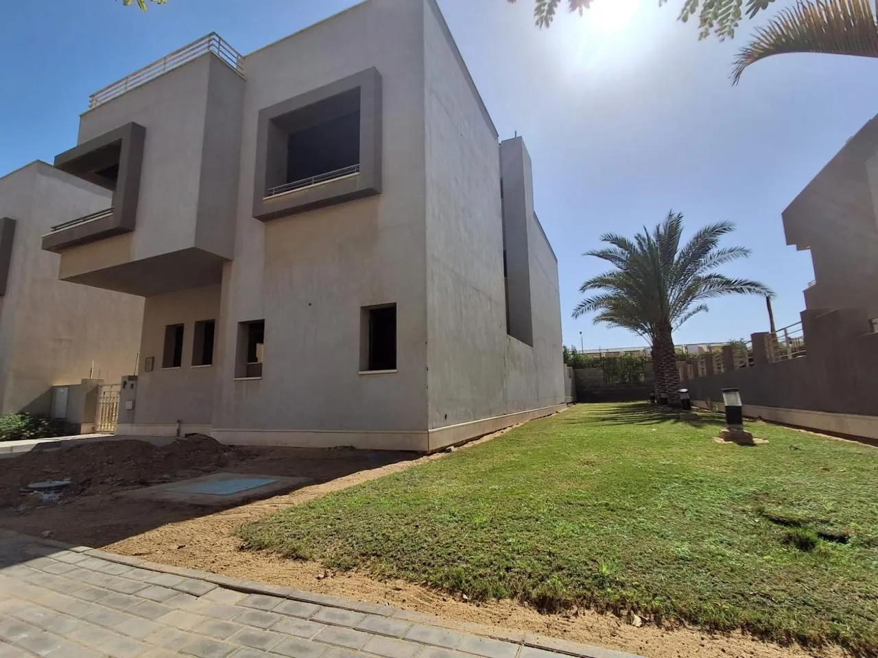 Villa for sale in Village Garden Katameya in New Cairo of 360 m² with 4 bedrooms