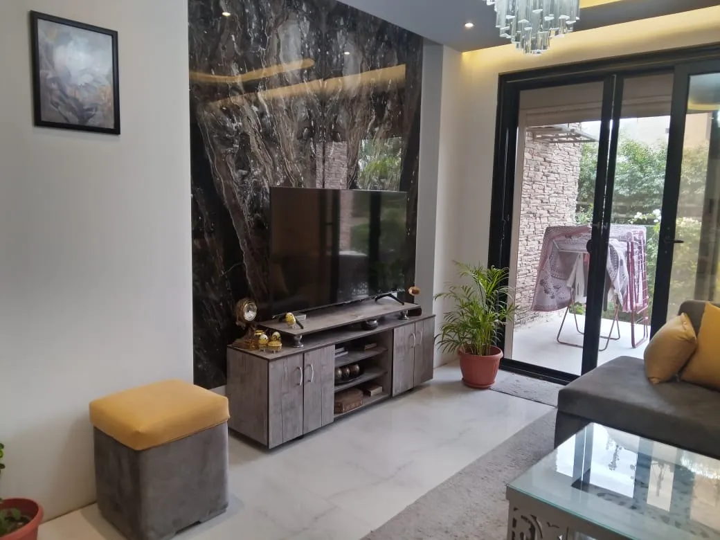 Apartment for sale in Midtown New Cairo in South Investors of 185 m² with 3 bedrooms