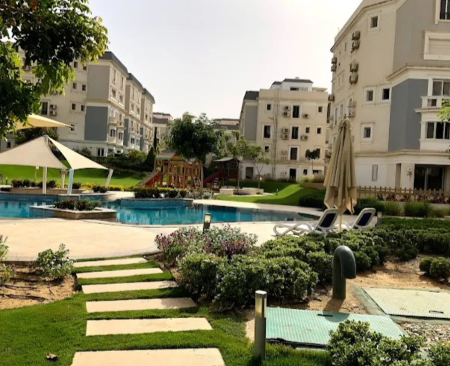 Apartment for sale in Mountain View Executive Residence  Katameya in New Cairo of 226 m² with 3 bedrooms