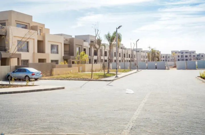 Townhouse for sale in Palm Parks in 6th of October City of 356 m² with 4 bedrooms