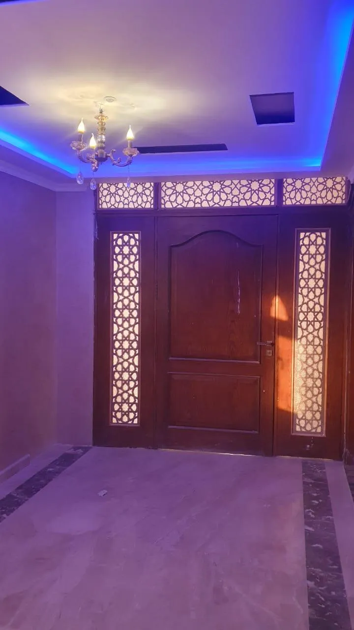 Villa for sale in Royal City in El Sheikh Zayed of 1400 m² with 12 bedrooms