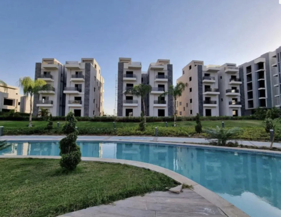 Apartment for sale in Sun Capital in October Gardens of 127 m² with 3 bedrooms