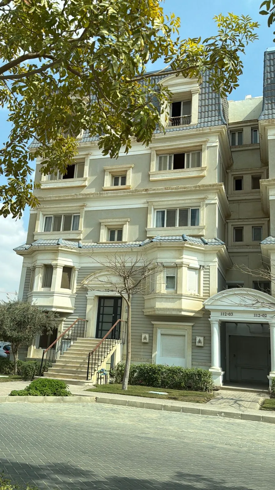 Duplex for sale in Mountain View Hyde Park in New Cairo of 243 m² with 3 bedrooms