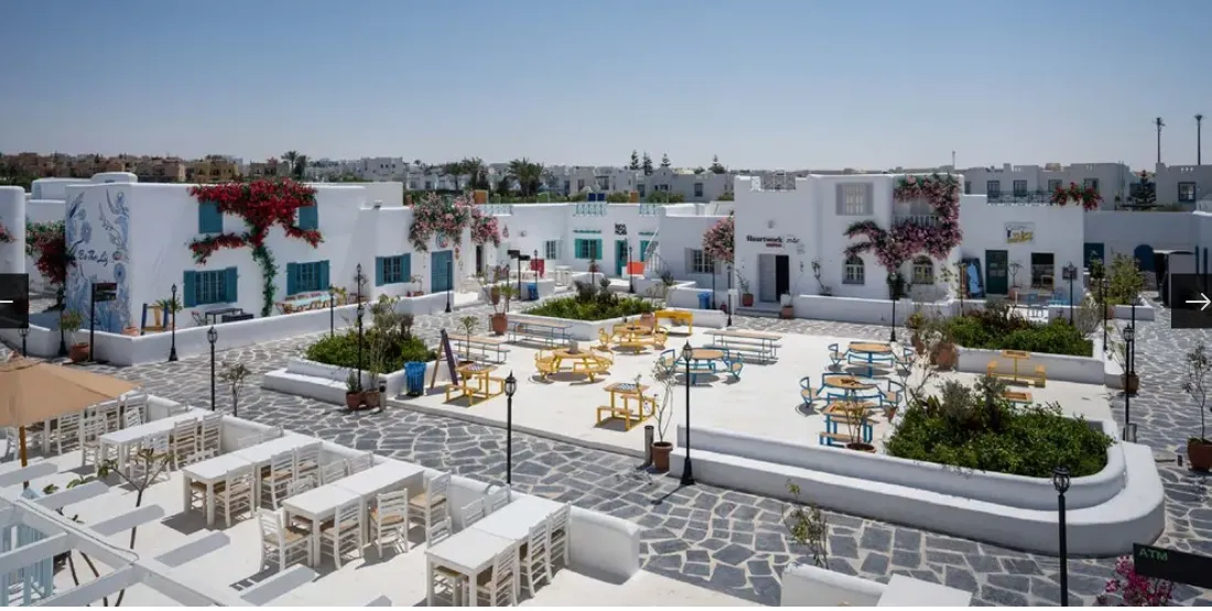 Townhouse for sale in LVLS Mountain View in Ras El Hekma of 185 m² with 3 bedrooms