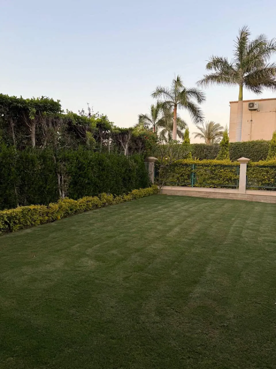 Twinhouse for sale in Greens in El Sheikh Zayed of 235 m² with 3 bedrooms