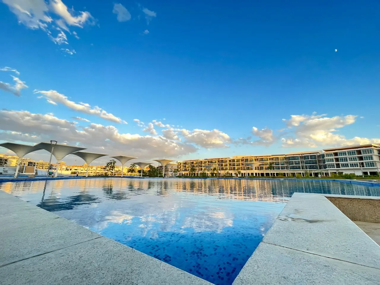 Apartment for sale in Nyoum October in Northern Expansion of 103 m² with 2 bedrooms