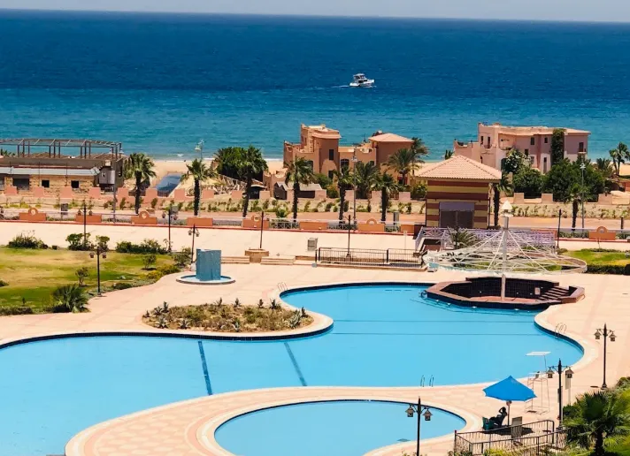Chalet for sale in Porto Sokhna in Ain Sokhna of 100 m² with 2 bedrooms