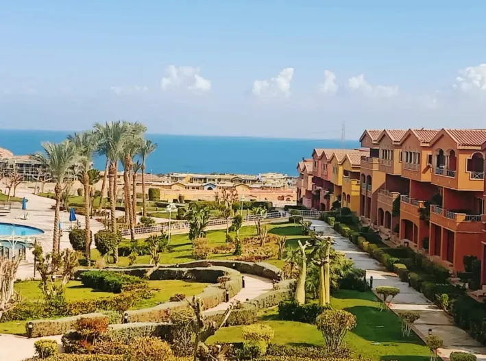 Chalet for sale in Porto Sokhna in Ain Sokhna of 100 m² with 2 bedrooms
