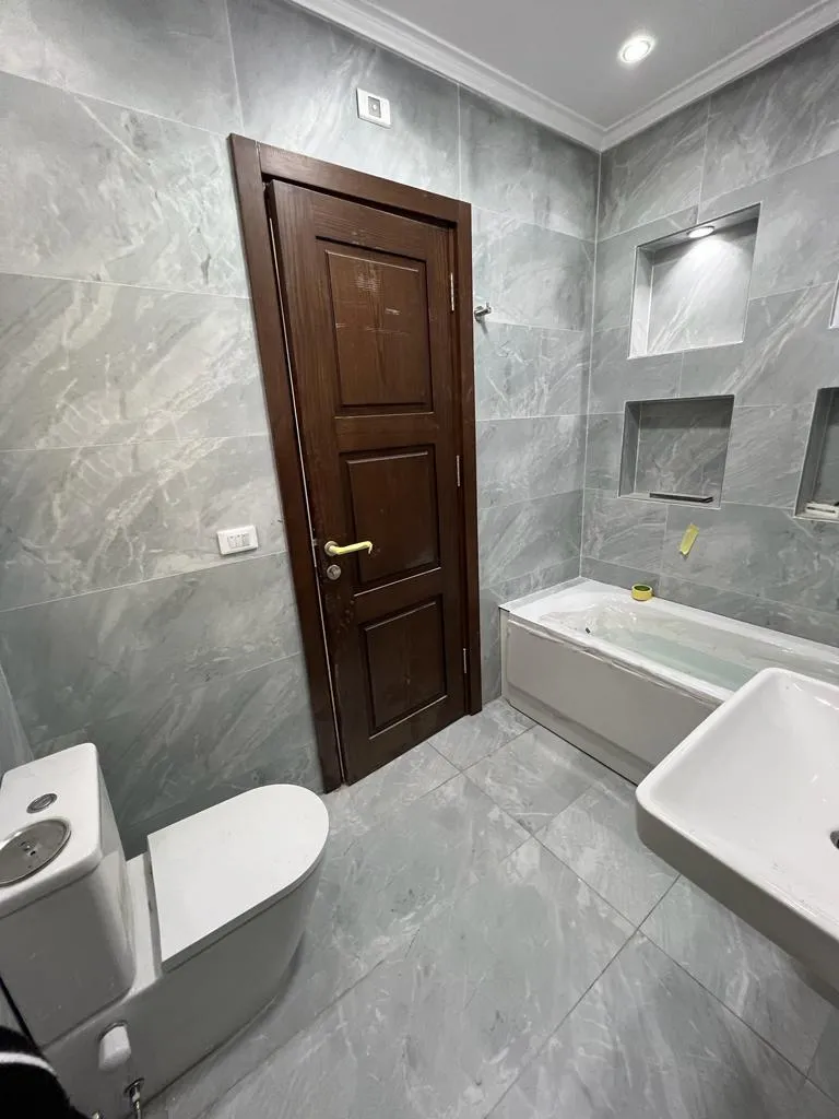 Apartment for sale in Hyde Park in 6th settlement of 156 m² with 2 bedrooms