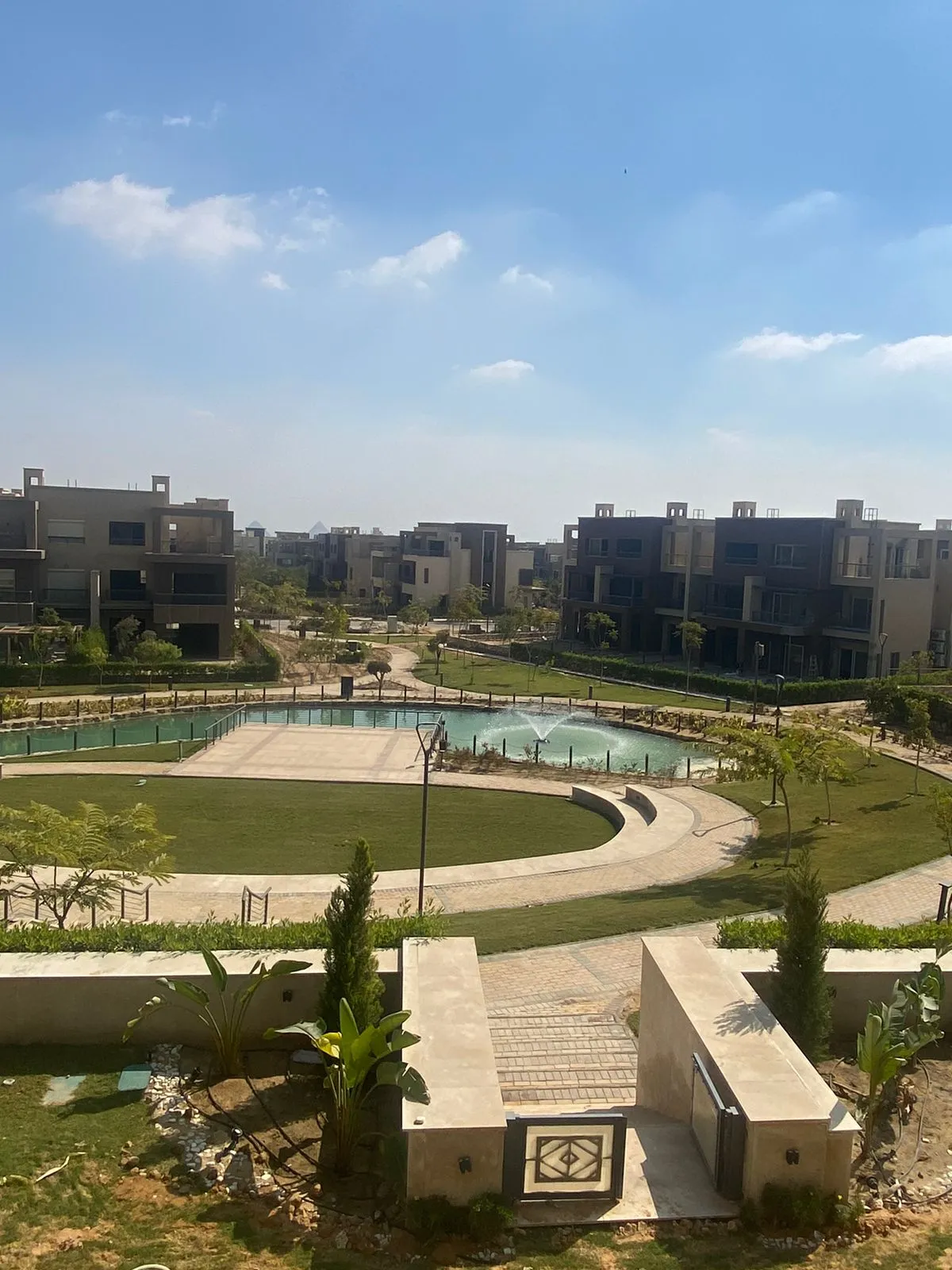 Townhouse for sale in New Giza in 6th of October City of 375 m² with 4 bedrooms