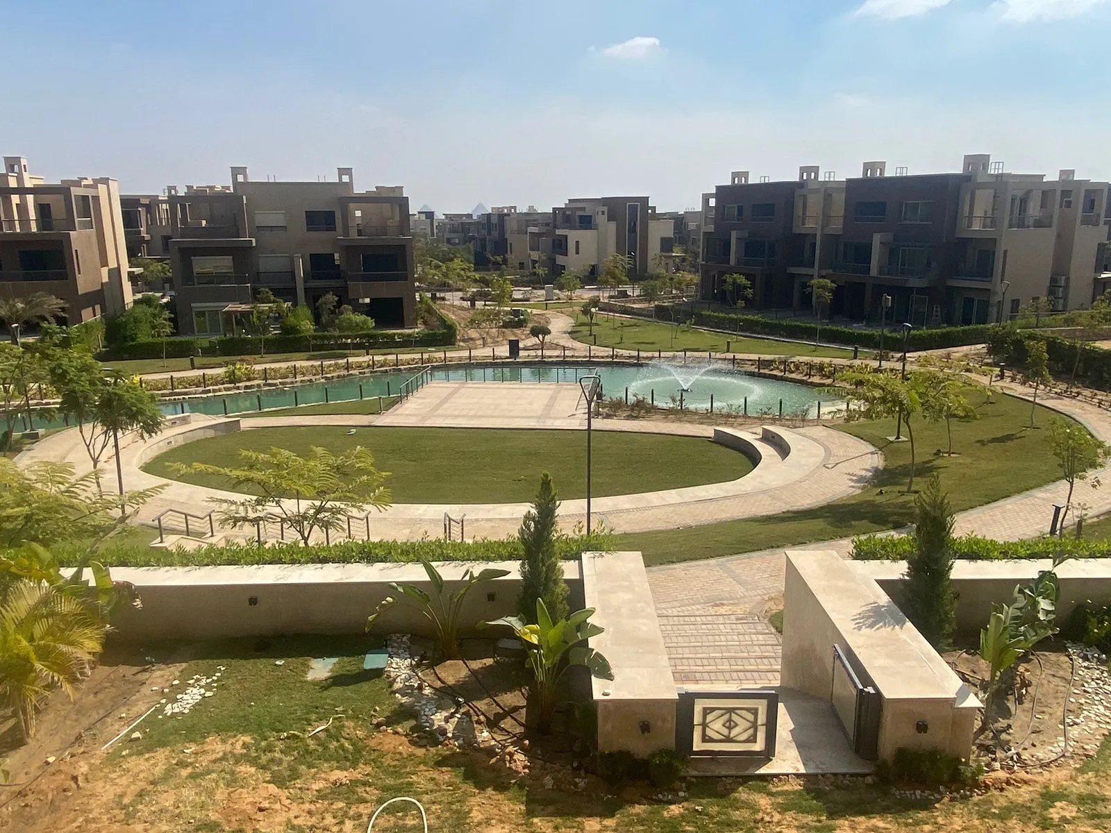 Townhouse for sale in New Giza in 6th of October City of 375 m² with 4 bedrooms