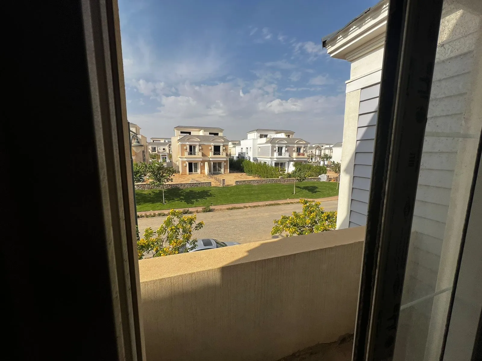 Villa for sale in Mountain View Chillout Park in Northern Expansion of 290 m² with 4 bedrooms