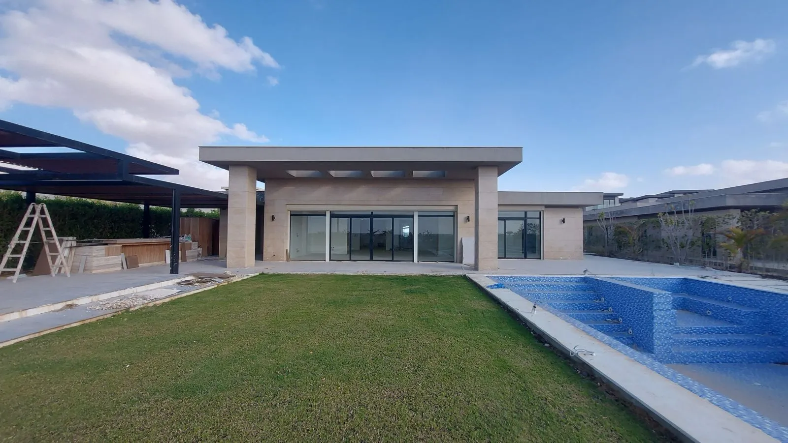 Villa for sale in Swanlake North Coast in Ras El Hekma of 464 m² with 5 bedrooms