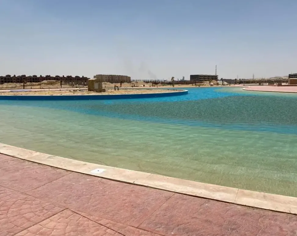 Chalet for sale in Cape Bay Blumar Lasirena in Ain Sokhna of 80 m² with 2 bedrooms