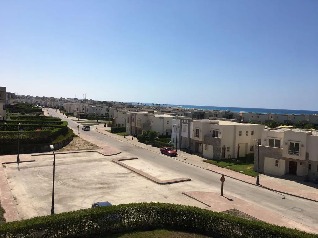 Chalet for sale in Amwaj in Sidi Abdel Rahman of 105 m² with 2 bedrooms
