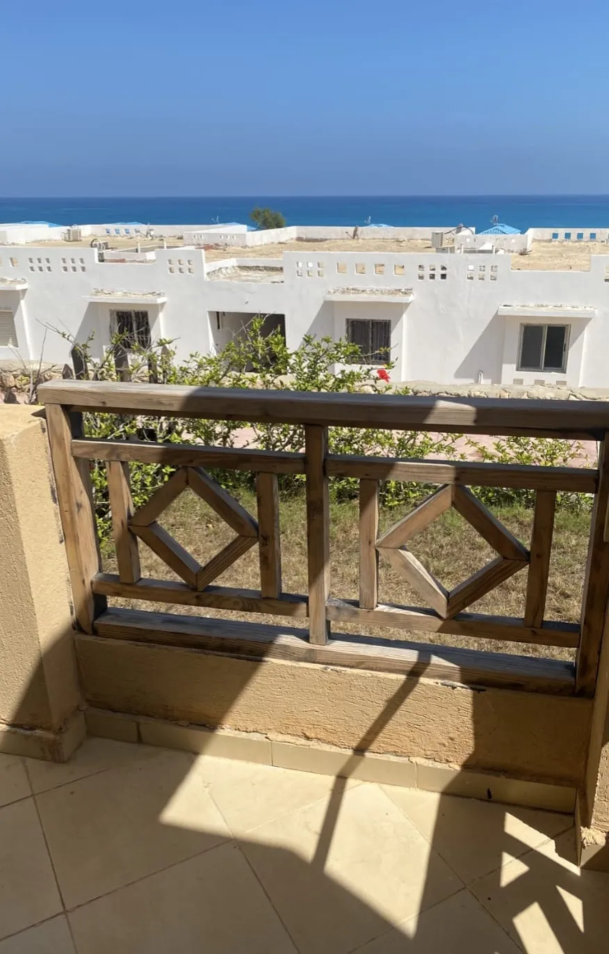 Chalet for sale in Emirates Heights in Ras El Hekma of 100 m² with 2 bedrooms