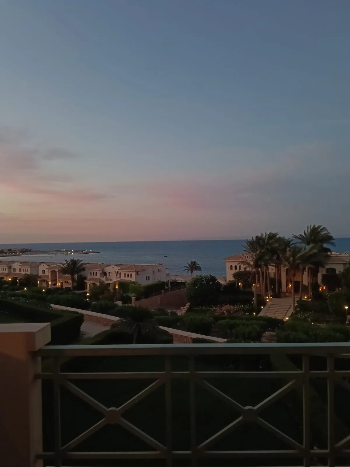 Chalet for sale in Hacienda Bay in Sidi Abdel Rahman of 407 m² with 4 bedrooms
