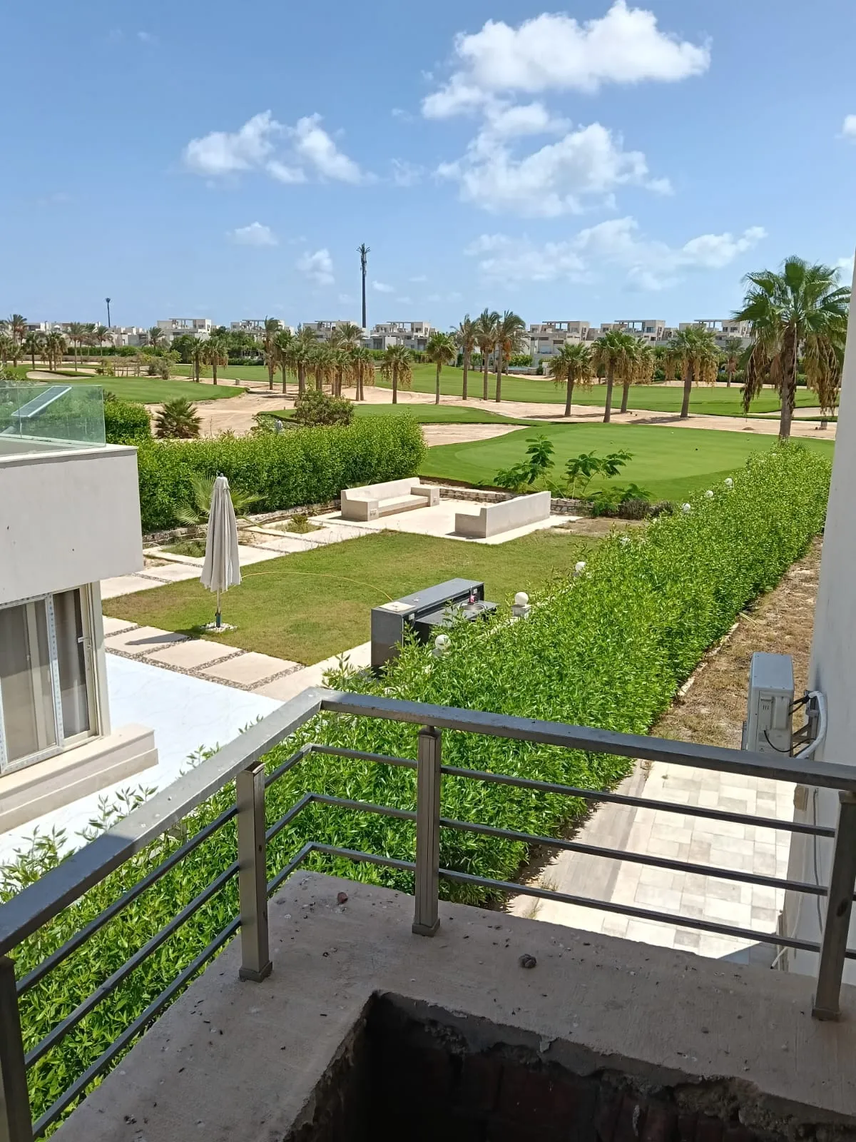 Chalet for sale in Hacienda Bay in Sidi Abdel Rahman of 407 m² with 4 bedrooms