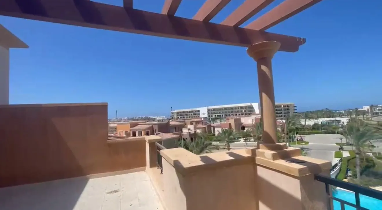 Chalet for sale in Marassi in Sidi Abdel Rahman of 196 m² with 3 bedrooms