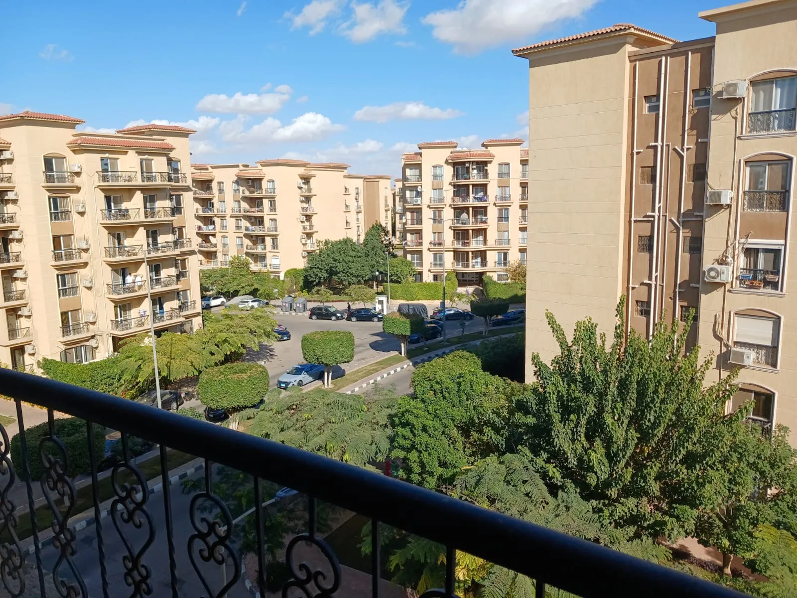Apartment for sale in El Rehab in New Cairo of 162 m² with 3 bedrooms