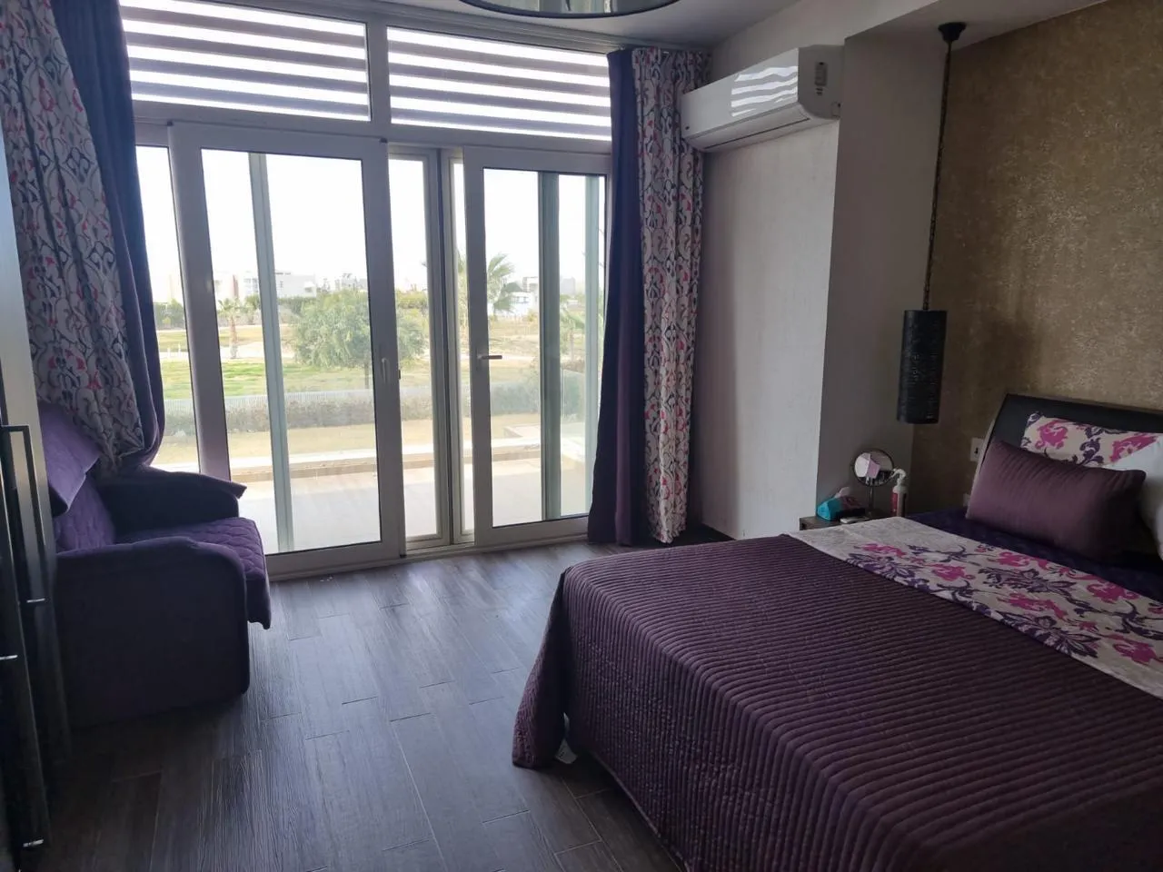 Villa for sale in Hacienda Bay in Sidi Abdel Rahman of 298 m² with 5 bedrooms