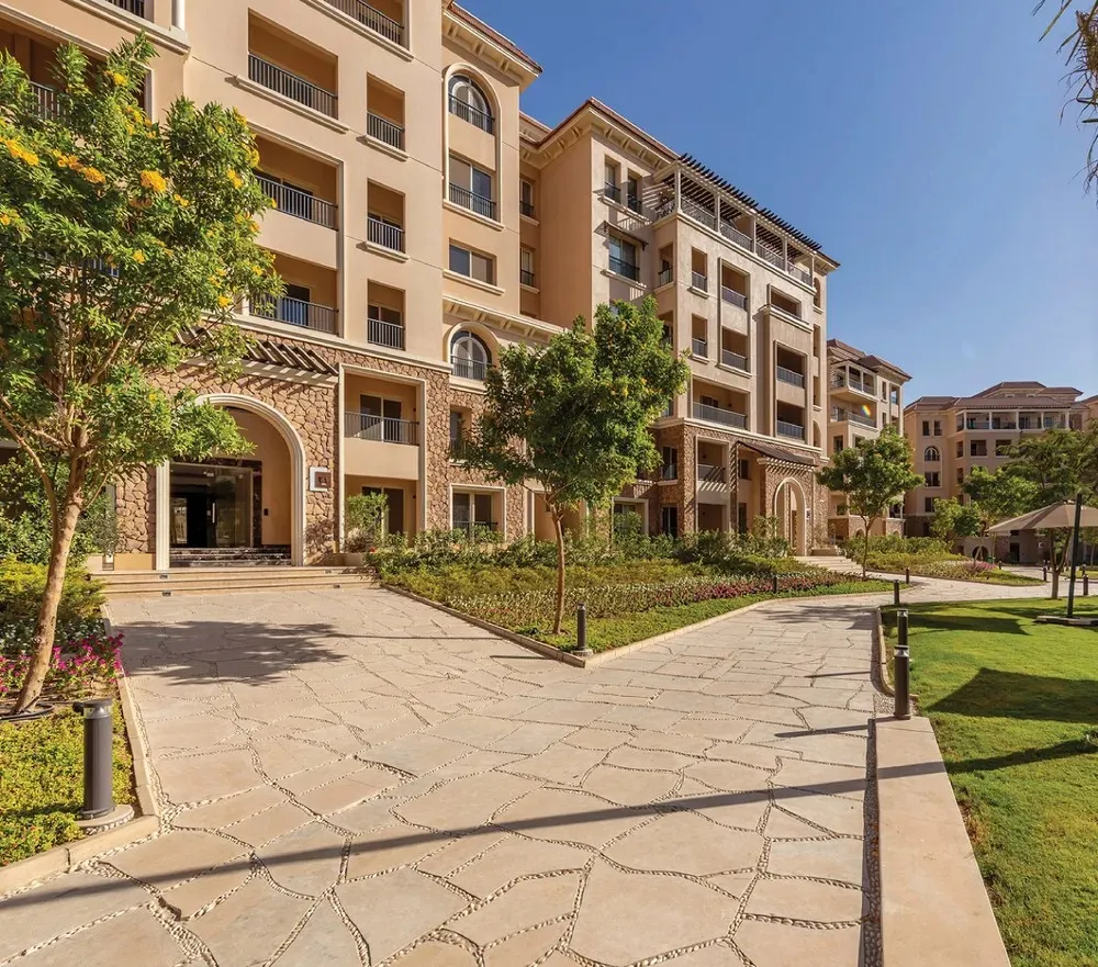 Apartment for sale in Ninety Avenue in North Investors of 180 m² with 3 bedrooms