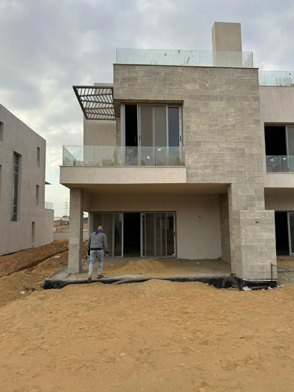 Townhouse for sale in Hadaba in 6th of October City of 322 m² with 3 bedrooms